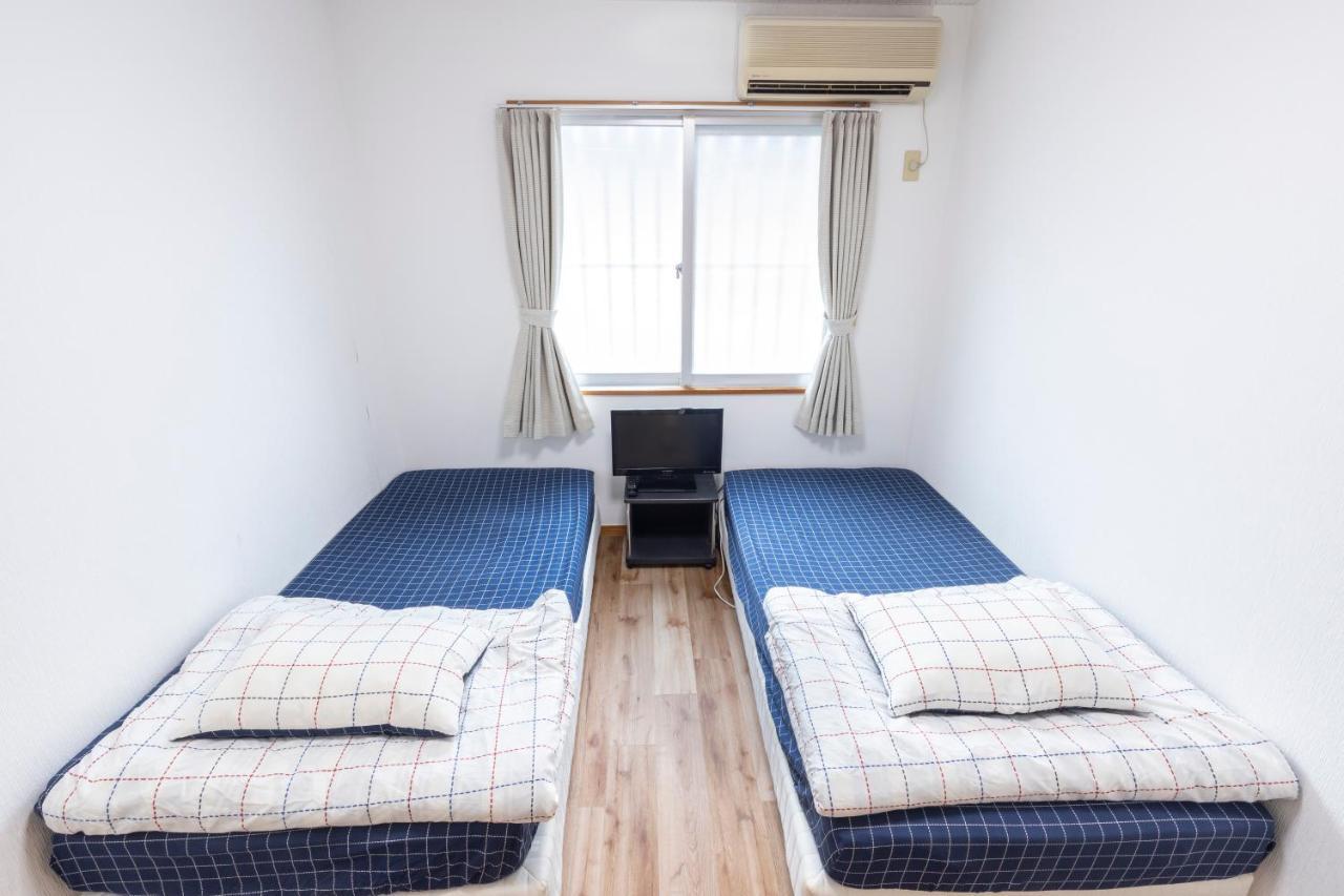Kamekamehouse Hotell Tokashiki Exteriör bild