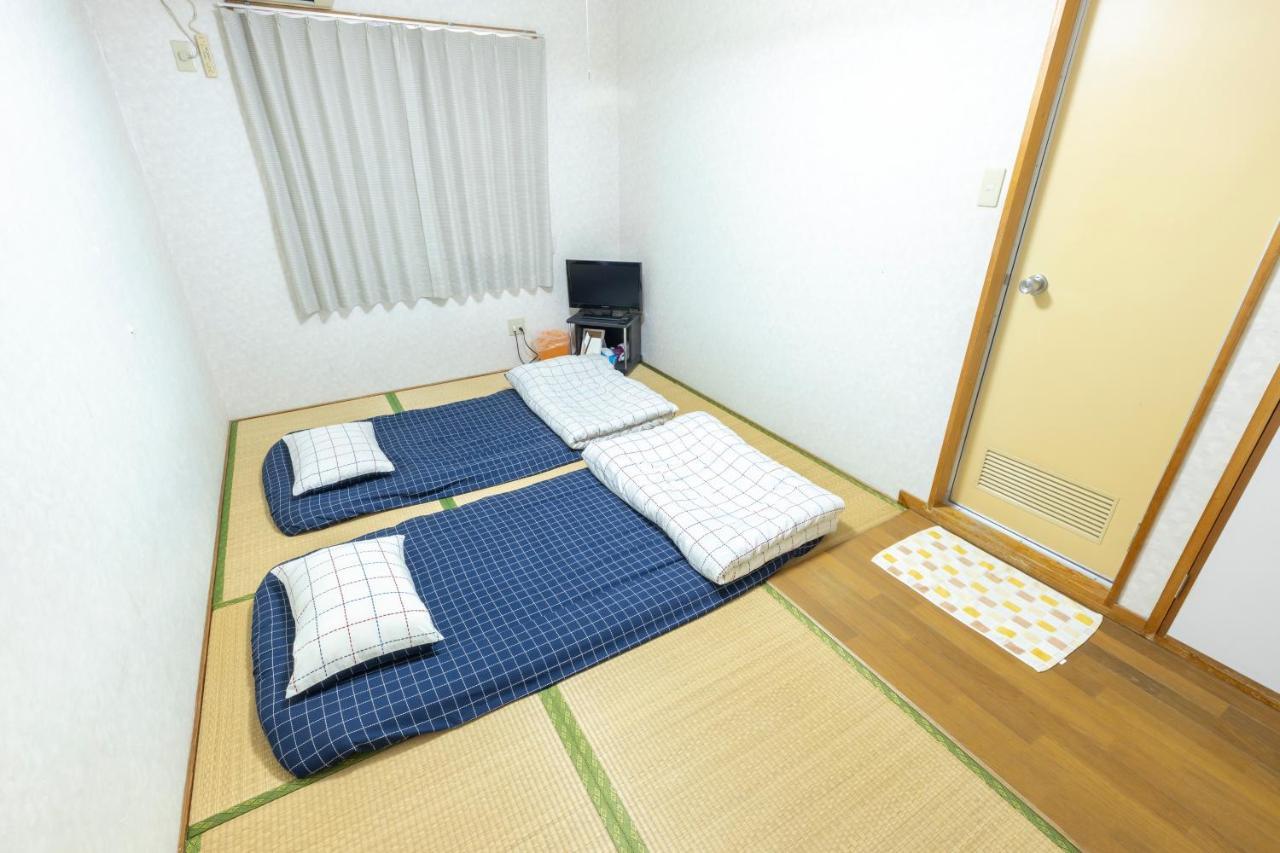 Kamekamehouse Hotell Tokashiki Exteriör bild