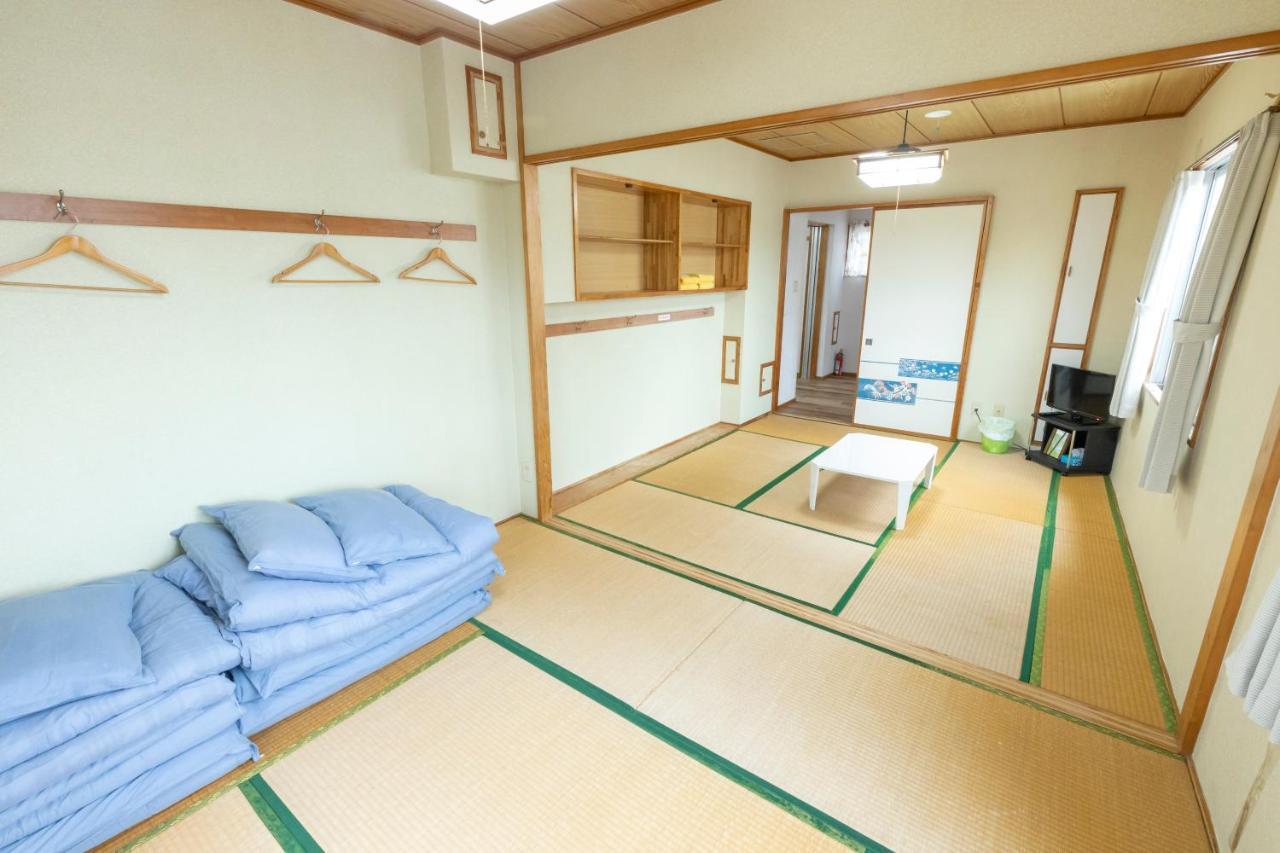 Kamekamehouse Hotell Tokashiki Exteriör bild